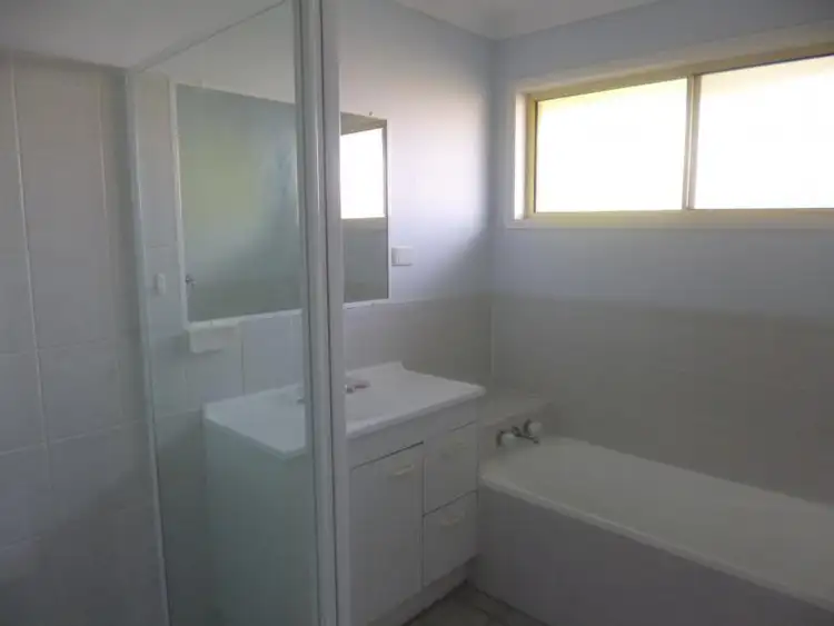 Sixth view of Homely unit listing, 2/35 Bernadette Crs, Rosewood QLD 4340