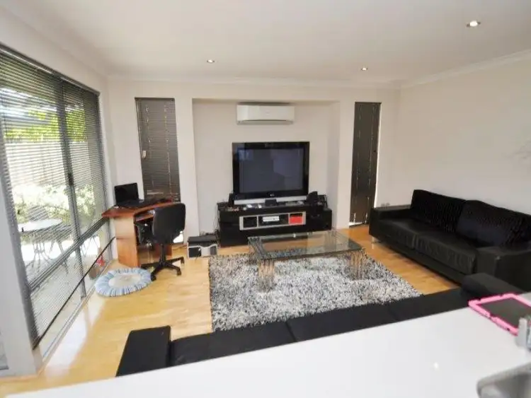 Fifth view of Homely house listing, 6 Klem Avenue, Redcliffe WA 6104