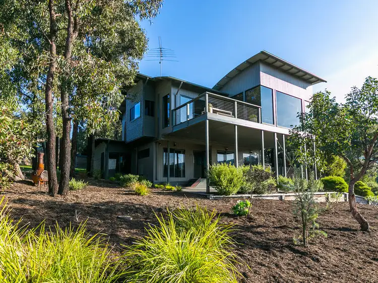 17 Forest Drive, Fairhaven VIC 3231