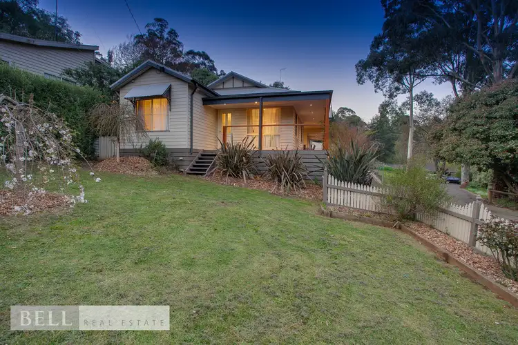 8 Bailey Road, Cockatoo VIC 3781