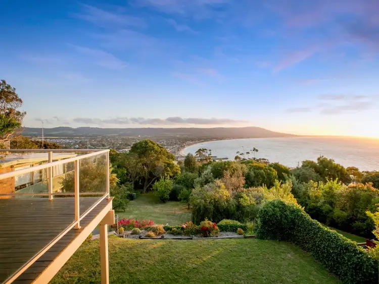 24 Ellerina Road, Mount Martha VIC 3934