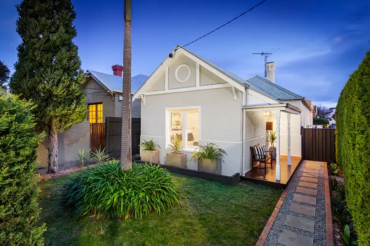 24 Crimea Street, Caulfield North VIC 3161