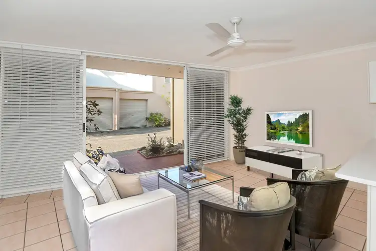 6/3 Advance Place, Sunrise Beach QLD 4567
