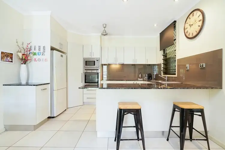 2 Howley Crescent, Anula NT 812