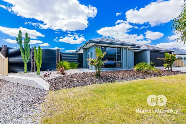 Second view of Homely house listing, 6 Hazelgrove Crescent, Millbridge WA 6232