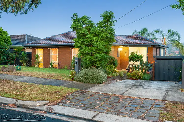 46 Pinehills Drive, Greensborough VIC 3088