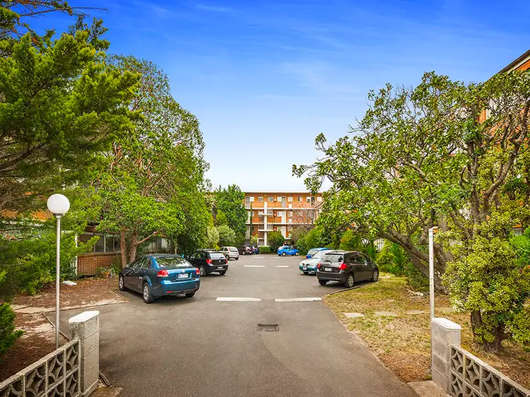 Fifth view of Homely apartment listing, 2/6-8 Glen Eira Road, Ripponlea VIC 3185