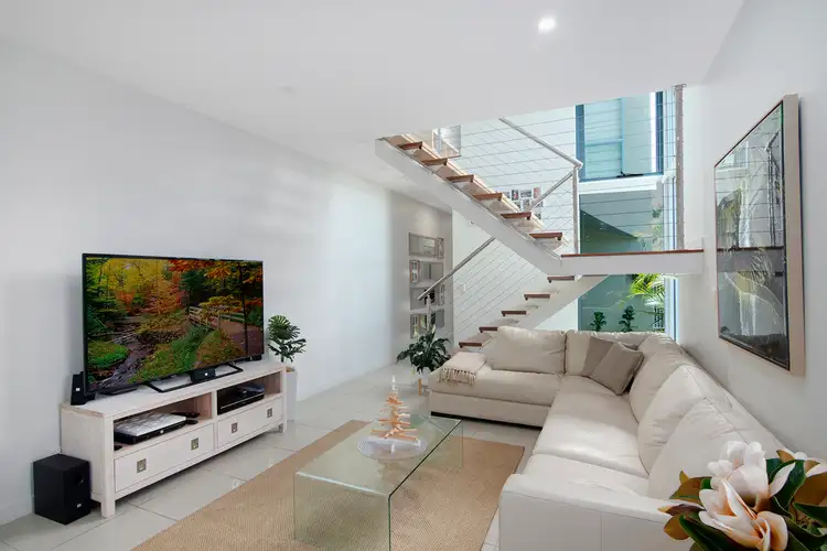 Fifth view of Homely semi-detached listing, 1/38 Twenty Fourth Avenue, Palm Beach QLD 4221