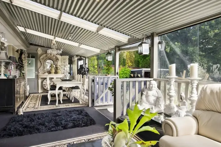 6 Farmborough Close, Bowral NSW 2576