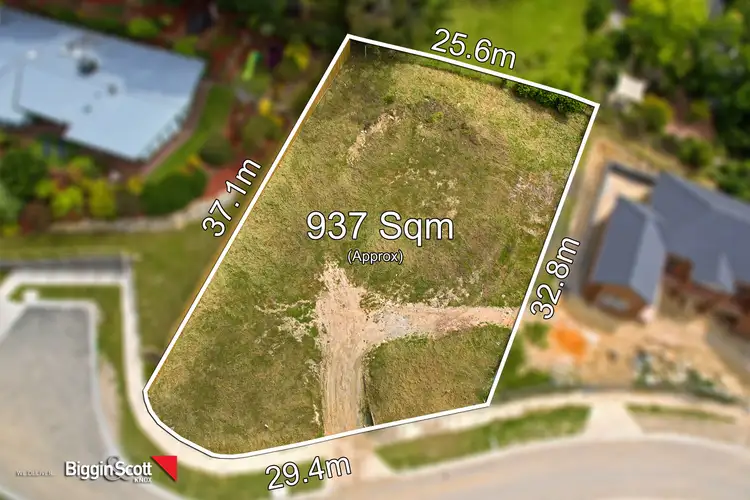 12 Vuegrande  Rise, Montrose VIC 3765