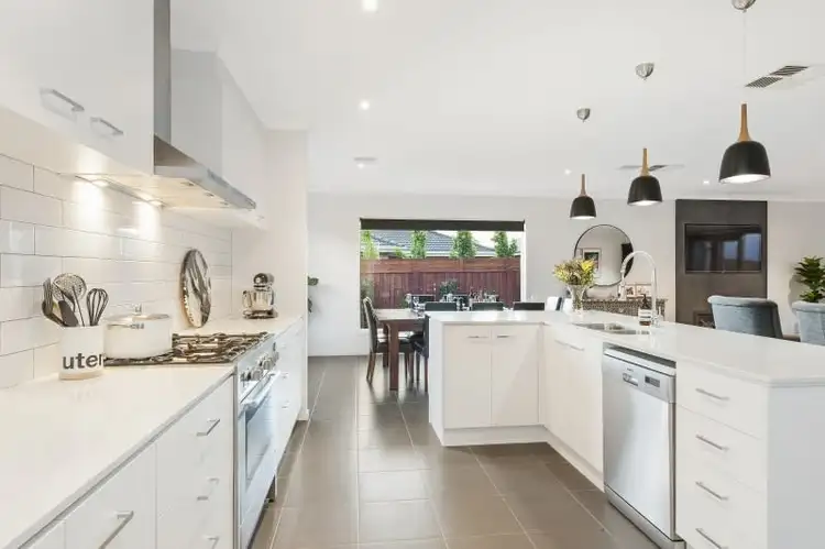 Fourth view of Homely house listing, 8 Signature Drive, Alfredton VIC 3350