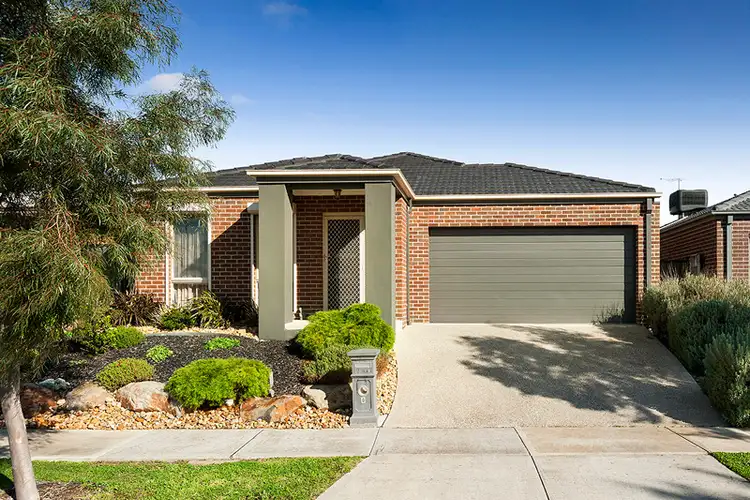 8 Jackaroo Street, Mernda VIC 3754
