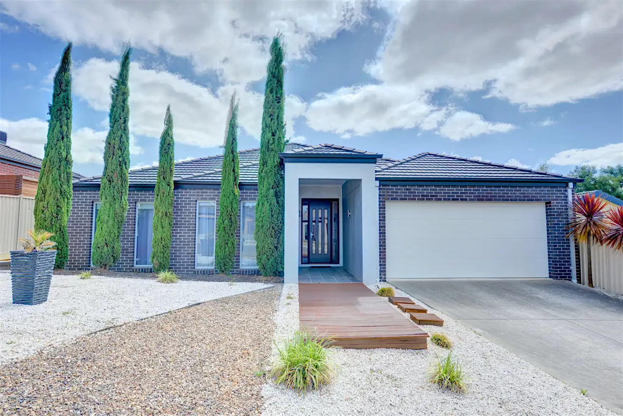 Main view of Homely house listing, 7 Payton Crescent, Canadian VIC 3350