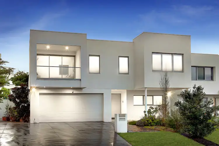 13 Linnaker Place, Kew VIC 3101