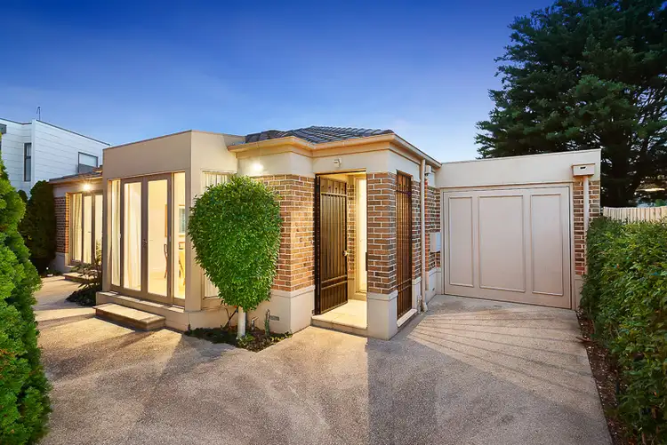 17A Edinburgh Avenue, Caulfield VIC 3162