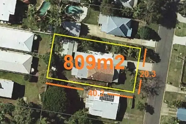 33 Lucas Street, Scarborough QLD 4020