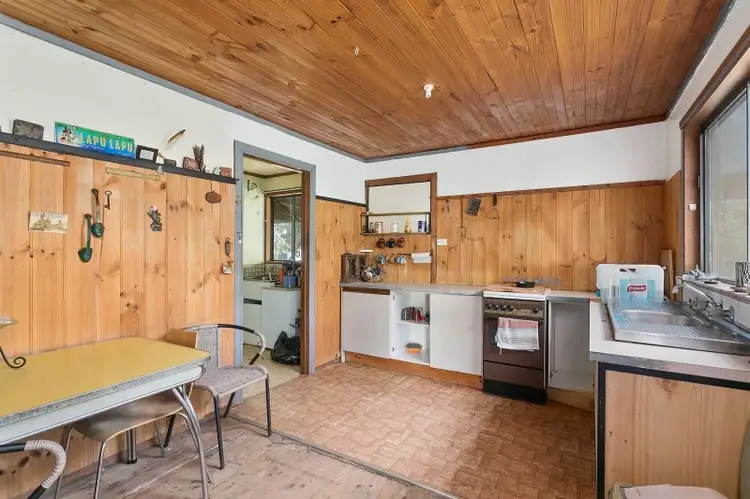 Fifth view of Homely house listing, 39 Gooch Court, Wheatsheaf VIC 3461