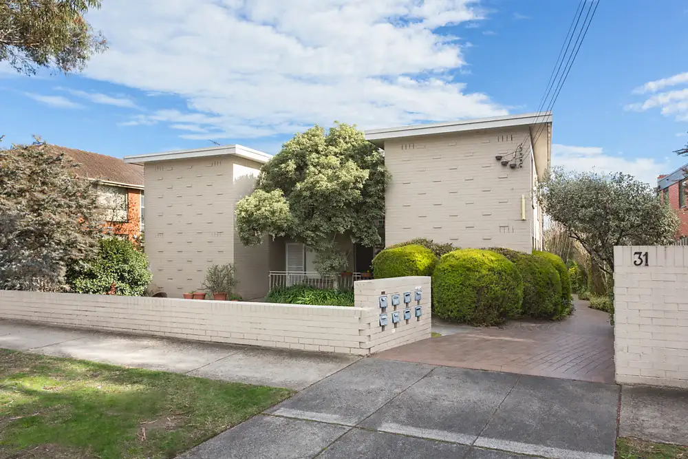 Main view of Homely apartment listing, 1/31 Osborne Avenue, Glen Iris VIC 3146
