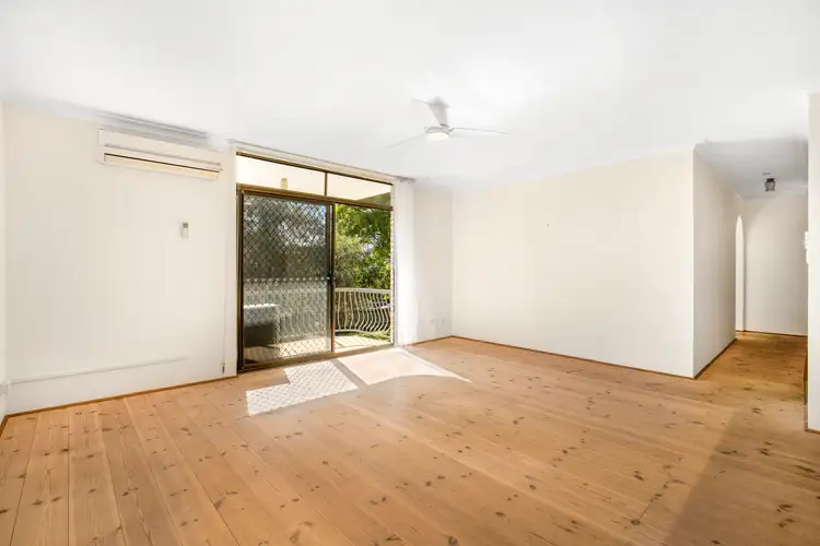 Sixth view of Homely unit listing, 2/15 Earle Lane, Toowong QLD 4066
