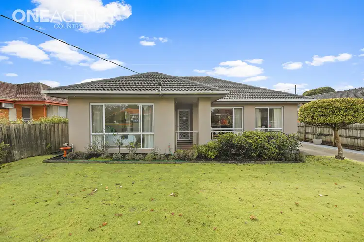 Second view of Homely house listing, 4 Acacia Court, Warragul VIC 3820