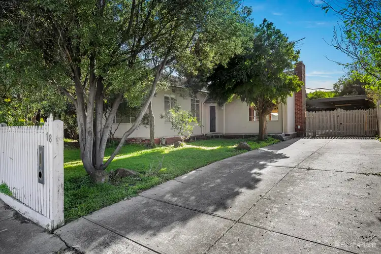 18 Carlyle Crescent, Bellfield VIC 3081