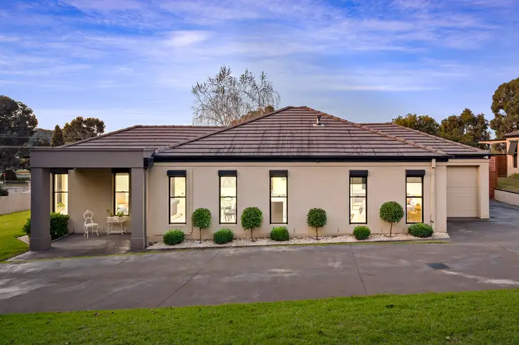 Main view of Homely townhouse listing, 1/707 Hodge Street, Glenroy NSW 2640