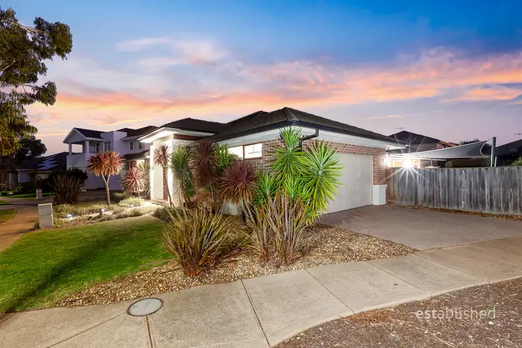 Second view of Homely house listing, 6 Half Moon Terrace, Sanctuary Lakes VIC 3030