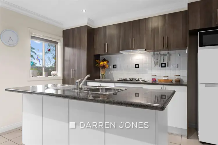 Fifth view of Homely unit listing, 2/6 Warwick Road, Greensborough VIC 3088