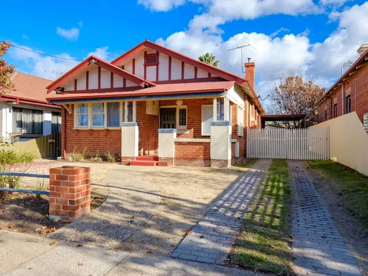 425 Macauley Street, Albury NSW 2640