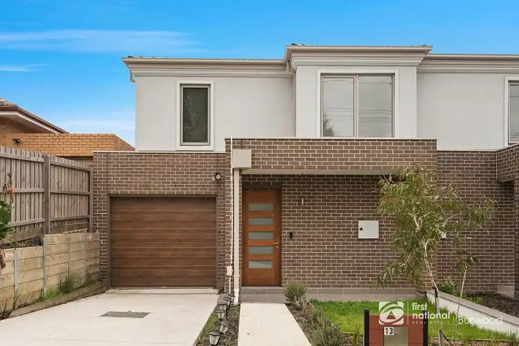 13 Pleasant Avenue, Doncaster VIC 3108
