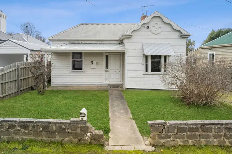 19 Lauriston Street, Kyneton VIC 3444