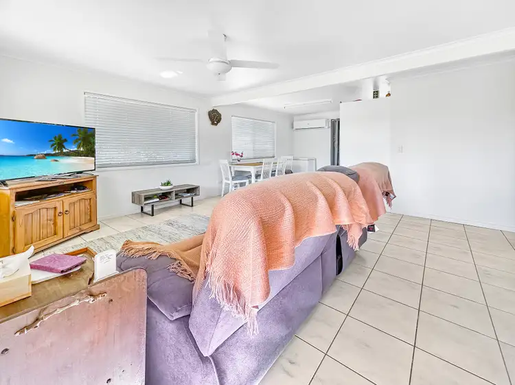Sixth view of Homely house listing, 2 Lexcen Court, Kensington Grove QLD 4341