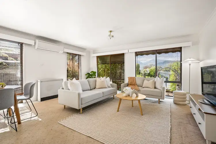 19 Wonnangatta Avenue, Tawonga South VIC 3698