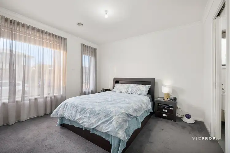 Second view of Homely house listing, 4 Grape Way, Wollert VIC 3750