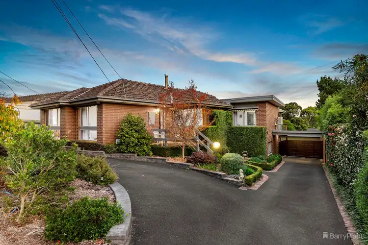 18 Melville Drive, Greensborough VIC 3088