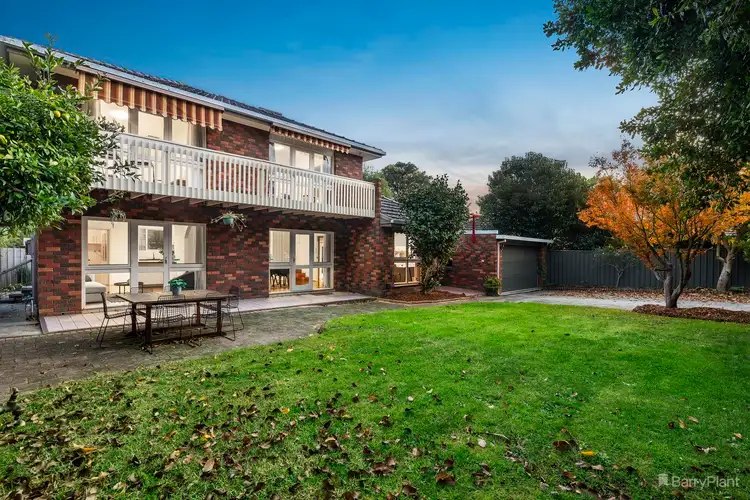 2/174 Springfield Road, Blackburn VIC 3130