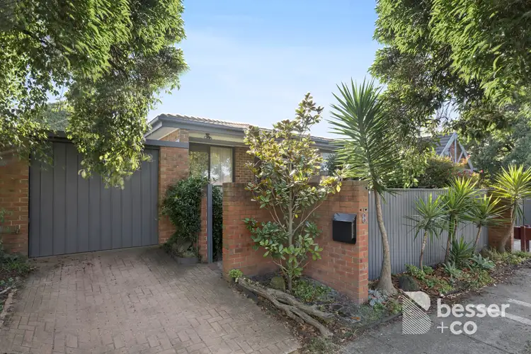 8 Macgowan Avenue, Glen Huntly VIC 3163