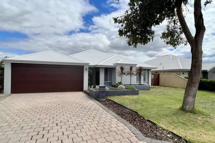 18 Apsley Circle, Millbridge WA 6232