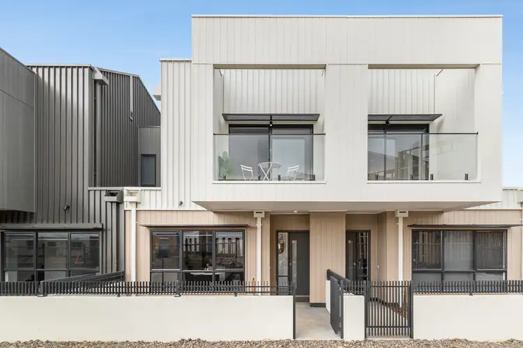 Main view of Homely townhouse listing, 3 Tanzanite Court, Berwick VIC 3806