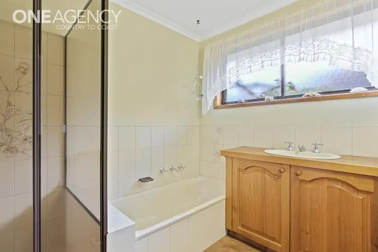 Fourth view of Homely house listing, 14 Rose Court, Trafalgar VIC 3824