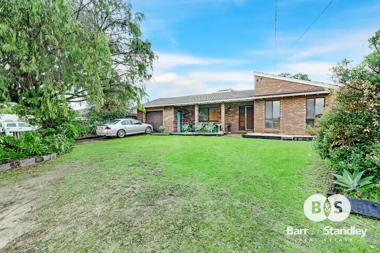 110 Hamilton Road, Eaton WA 6232