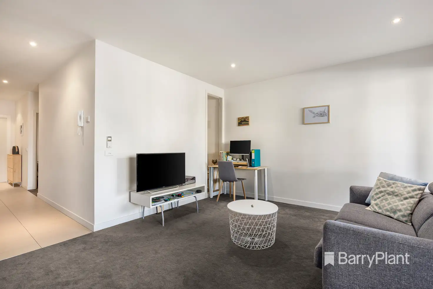 Main view of Homely apartment listing, 2/5 Bear Street, Mordialloc VIC 3195