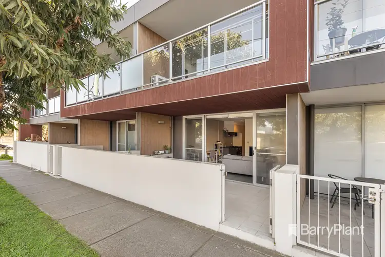 Second view of Homely apartment listing, 2/5 Bear Street, Mordialloc VIC 3195