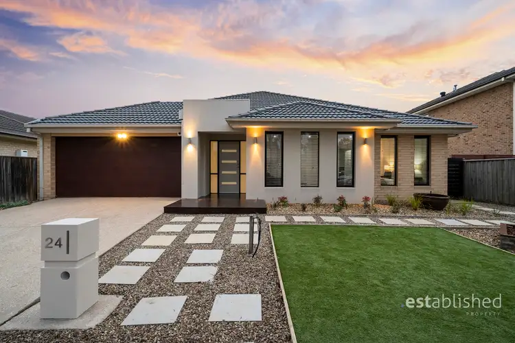 24 Monterey Bay Drive, Sanctuary Lakes VIC 3030