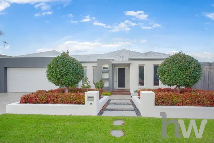 6 Kilmory Close