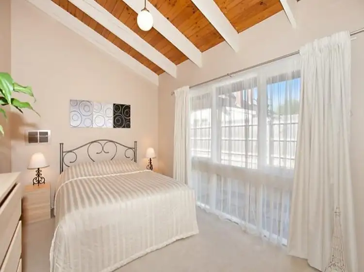 Fourth view of Homely unit listing, 2/40 Scoresby Road, Bayswater VIC 3153