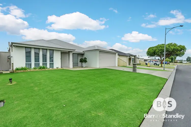 Second view of Homely house listing, 8 Broughton Way, Millbridge WA 6232