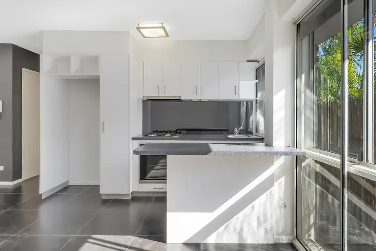 Sixth view of Homely unit listing, 4/8 Botany Street, Clayfield QLD 4011
