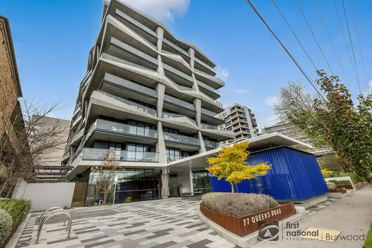 1107/77 Queens Road, Melbourne VIC 3004