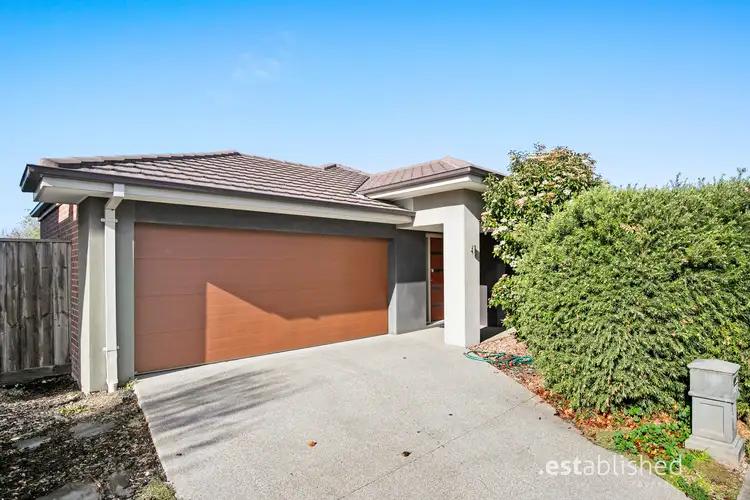 24 Maldive Grove, Point Cook VIC 3030